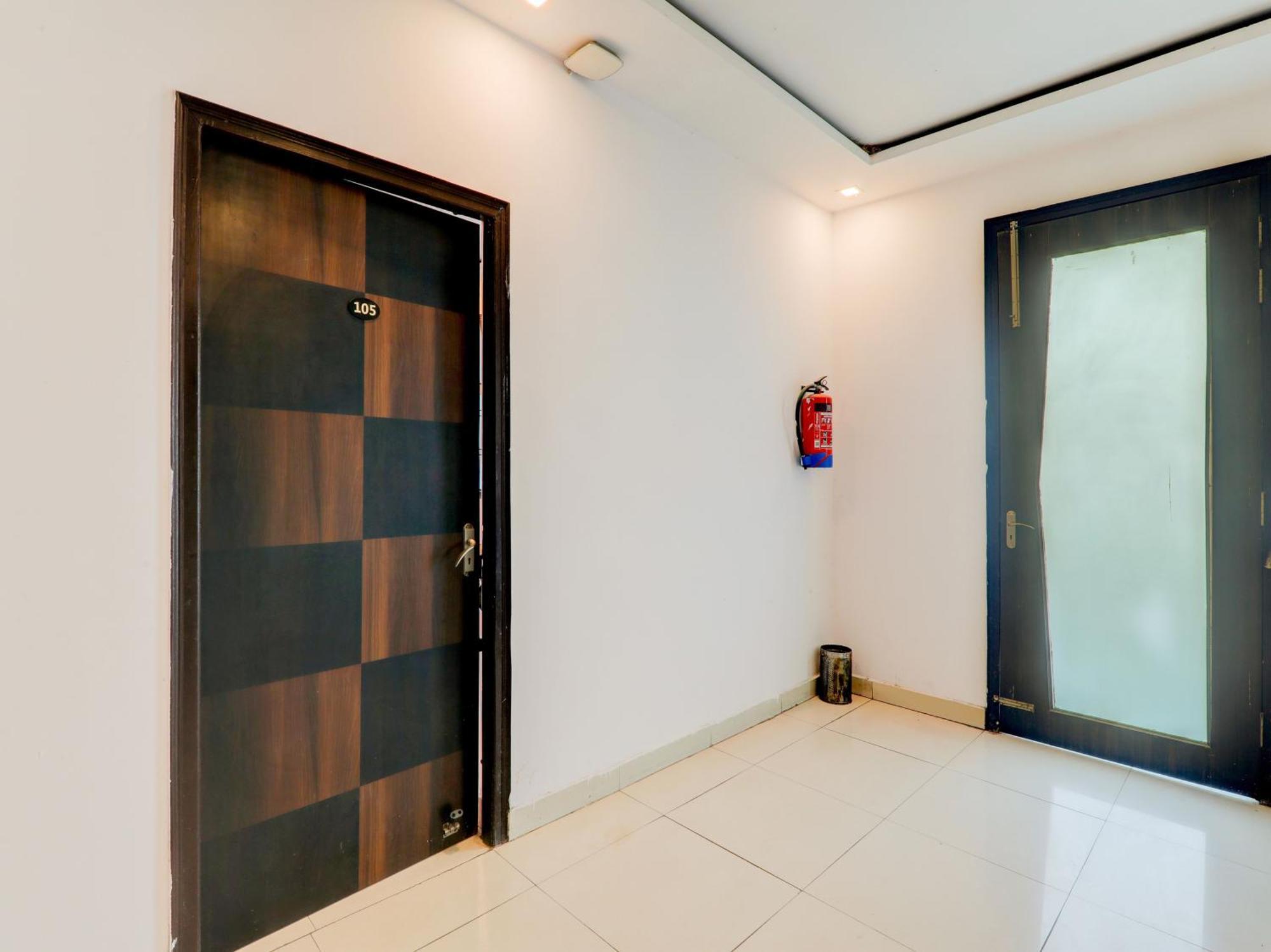 Super Collection O Kiara Guest House Лакхнау Екстер'єр фото
